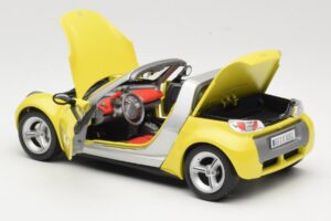 Smart Roadster 452 Rumen Bburago 1:18 34099-M2 Kovina – slika 5 od 8