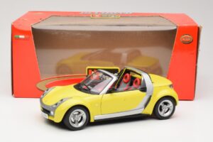 Smart Roadster 452 Rumen Bburago 1:18 34099-M2 Kovina – slika 8 od 8