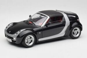 Smart Roadster Temno Modra Bburago 1:18 34917 Kovina