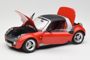 Smart Roadster Rdeč Bburago 1:18 34099 Kovina – slika 2 od 8