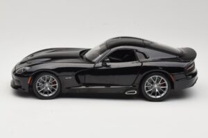 SRT Viper GTS Črn Maisto 1:18 31128 Kovina – slika 4 od 8