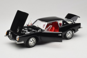 Studebaker Avanti Črn Signature Models 1:18 STUDEBAKER001 Kovina – slika 2 od 8