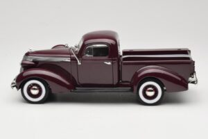 Studebaker Coupe Express Pickup Rjav American Mint 1:18 92458-R1 Kovina – slika 4 od 8