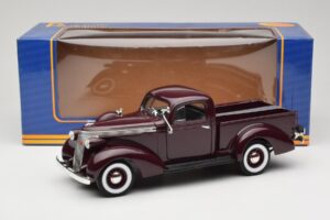 Studebaker Coupe Express Pickup Rjav American Mint 1:18 92458-R1 Kovina – slika 8 od 8