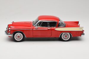 Studebaker Golden Hawk Apache Red Motor City 1:18 80009 Kovina – slika 4 od 8