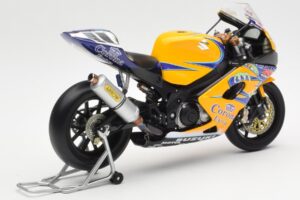 Suzuki GSX-R 1000 Team Alstare Corona Extra T. Corser WSB 2005 Minichamps 1:12 122052211 Kovina – slika 3 od 6