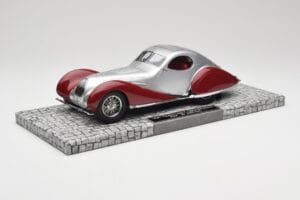 Talbot-Lago T150 C-SS Coupe Srebrn Rdeč Minichamps 1:18 107117121 Smola