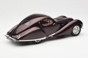 Talbot-Lago T150 C-SS Figoni & Falaschi Teardrop Temno Bordeaux Metalik CMC 1:18 M-179 Kovina – slika 5 od 6