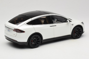 Tesla Model X Bel OEM 1:18 TESLA001 Kovina – slika 3 od 8