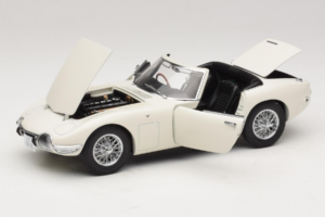 Toyota 2000 GT Kabriolet Bel James Bond Collection AUTOart 1:18 78731 Kovina – slika 2 od 8