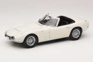 Toyota 2000 GT Kabriolet Bel James Bond Collection AUTOart 1:18 78731 Kovina