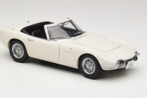Toyota 2000 GT Kabriolet Bel James Bond Collection AUTOart 1:18 78731 Kovina – slika 6 od 8