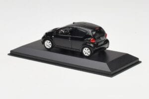 Toyota Aygo AB10 Črna Minichamps 1:43 400166401 Kovina – slika 3 od 4