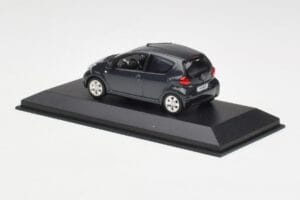 Toyota Aygo AB10 Grey Metallic Minichamps 1:43 AYGO001 Kovina – slika 3 od 4