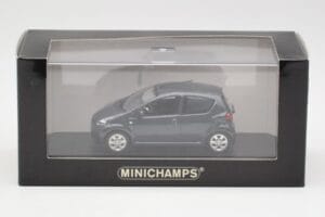 Toyota Aygo AB10 Grey Metallic Minichamps 1:43 AYGO001 Kovina – slika 4 od 4
