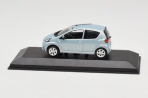 Toyota Aygo Light Blue Metallic Minichamps 1:43 TOYOTA012 Kovina