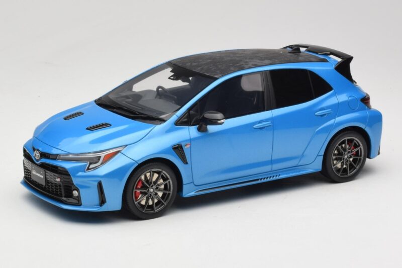 Toyota GR Corolla E210 Circuit Edition Flame Blue Otto 1:18 OT1169 Smola