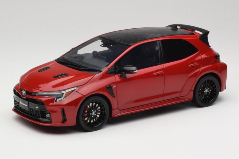 Toyota GR Corolla Circuit Edition E210 Supersonic Red Otto 1:18 OT1072 Smola
