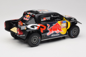 Toyota GR DKR Hilux Evo #206 L. Moraes / A. Monleon Rally Dakar 2024 IXO 1:18 18RMC238A Kovina – slika 2 od 6