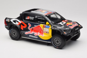 Toyota GR DKR Hilux Evo #206 L. Moraes / A. Monleon Rally Dakar 2024 IXO 1:18 18RMC238A Kovina – slika 4 od 6