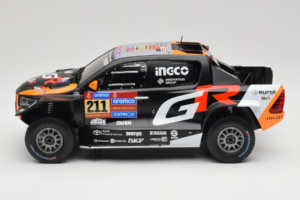 Toyota GR DKR Hilux Evo #211 H. Lategan / B. Cummings Rally Dakar 2025 IXO 1:18 18RMC237 Kovina – slika 3 od 6