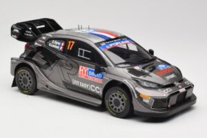 Toyota GR Yaris Rally1 #17 Toyota Gazoo Racing WRT S. Ogier / V. Landais Rally Finland 2024 IXO 1:18 18RMC216 Kovina – slika 4 od 6