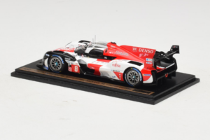 Toyota GR010 Hybrid Hypercar #8 S. Buemi / B. Hartley / R. Hirakawa Toyota Gazoo Racing 24 Hours of Le Mans 2023 Spark 1:43 T – slika 4 od 4