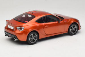 Toyota GT86 Rdeč Century Dragon 1:18 CD01 Kovina – slika 3 od 8