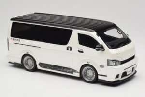 Toyota Hiace Super GL Pearl White Otto 1:18 OT1136 Smola – slika 4 od 6