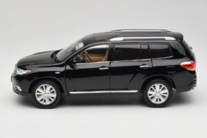 Toyota Highlander XU40 Črn Paudi Model 1:18 2043612-B1 Kovina – slika 4 od 8