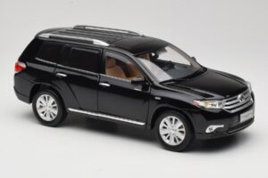 Toyota Highlander XU40 Črn Paudi Model 1:18 2043612-B1 Kovina – slika 6 od 8