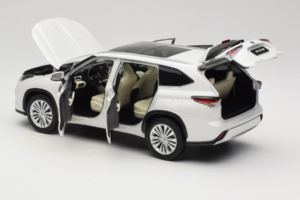 Toyota Highlander XU70 Bel OEM 1:18 26071-2011 Kovina – slika 5 od 8