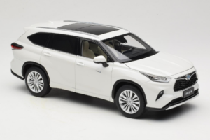 Toyota Highlander XU70 Bel OEM 1:18 26071-2011 Kovina – slika 6 od 8