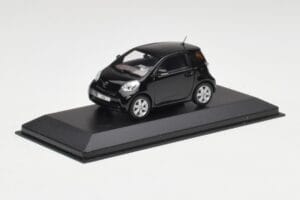 Toyota iQ Črna Mica Minichamps 1:43 403166803 Kovina – slika 2 od 4