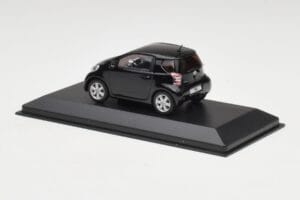 Toyota iQ Črna Mica Minichamps 1:43 403166803 Kovina – slika 3 od 4