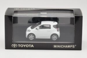 Toyota iQ Bel Minichamps 1:43 TOYOTA009 Kovina – slika 4 od 4