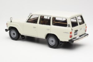 Toyota Land Cruiser J60 Bel Kyosho 1:18 08956W Kovina – slika 7 od 8