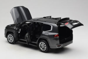 Toyota Land Cruiser LC300 ZX Siv LCD 1:18 LCD18013-ZX-GR Kovina – slika 5 od 8