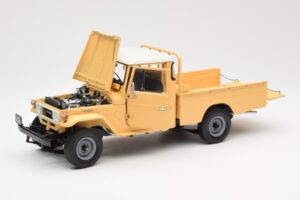 Toyota Land Cruiser Pickup Bež Kyosho 1:18 08958BE Kovina – slika 2 od 8