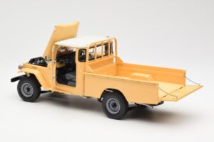 Toyota Land Cruiser Pickup Bež Kyosho 1:18 08958BE Kovina – slika 5 od 8