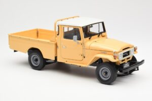 Toyota Land Cruiser Pickup Bež Kyosho 1:18 08958BE Kovina – slika 6 od 8