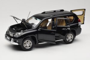 Toyota Land Cruiser Prado J150 Črn Paudi Model 1:18 623132-BK Kovina – slika 2 od 8