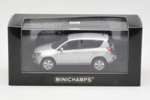 Toyota RAV4 XA30 Srebrna Minichamps 1:43 400166570 Kovina – slika 4 od 4