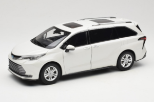 Toyota Sienna XL30 Bel OEM 1:18 TOYOTA013 Kovina