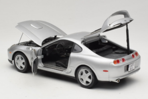 Toyota Supra A80 Srebrn Kyosho 1:18 08847 Kovina – slika 5 od 8