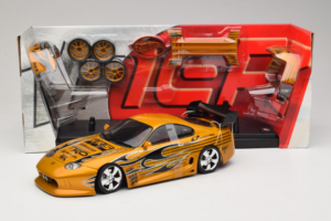 Toyota Supra A80 Zlata Tunerz Edition Hot Wheels 1:18 B6091 Kovina – slika 2 od 7