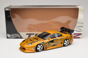 Toyota Supra A80 Zlata Tunerz Edition Hot Wheels 1:18 B6091 Kovina – slika 7 od 7