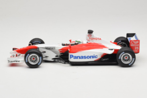 Toyota TF102 #25 A. McNish Panasonic Toyota Racing Showcar 2002 Minichamps 1:18 103020075 Kovina – slika 3 od 6