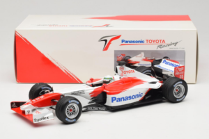 Toyota TF102 #25 A. McNish Panasonic Toyota Racing Showcar 2002 Minichamps 1:18 103020075 Kovina – slika 6 od 6