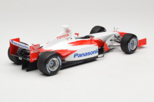 Toyota TF102 Panasonic F1 Showcar 2002 Minichamps 1:18 100020174 Kovina – slika 2 od 6